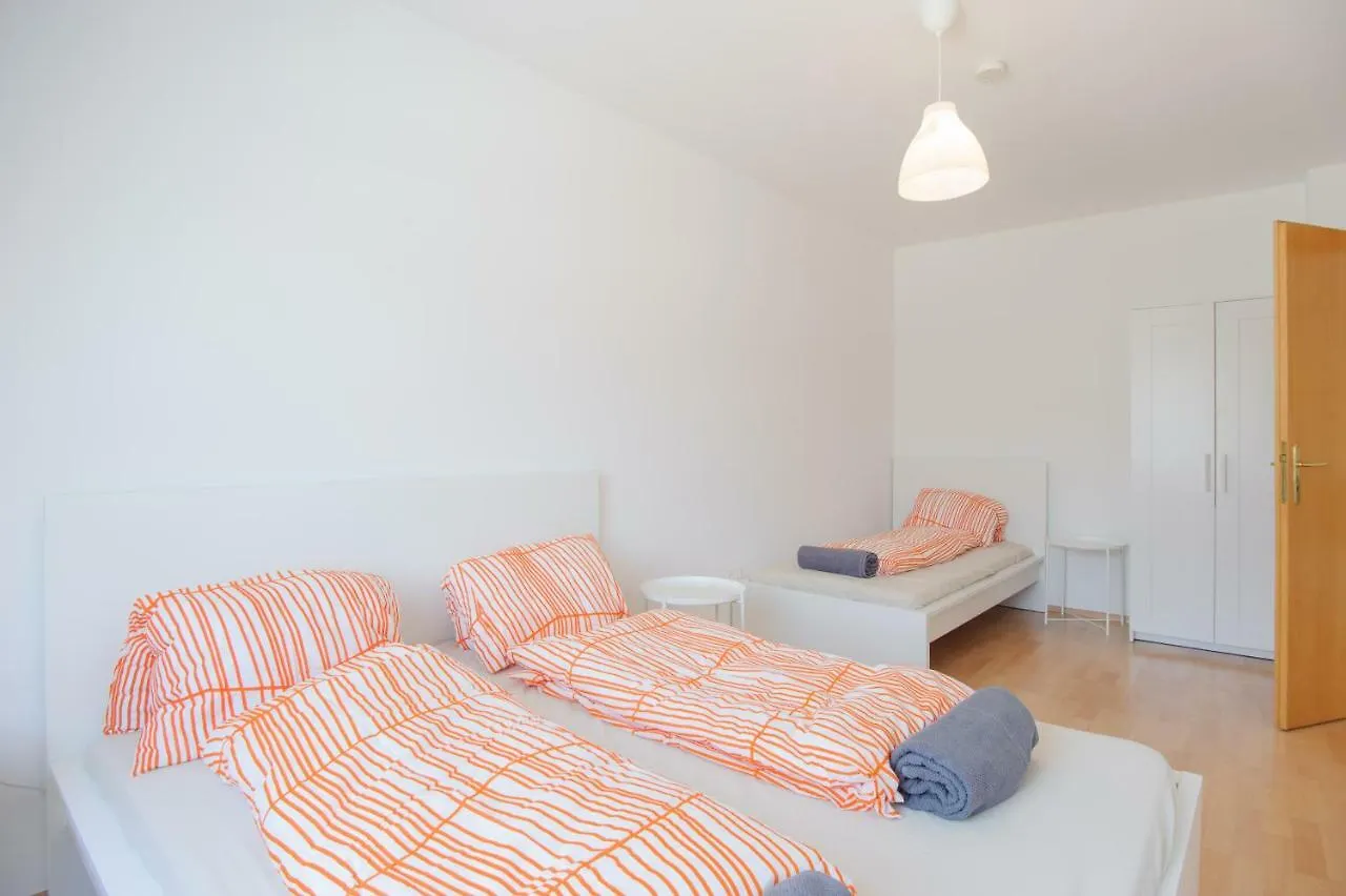 Central Living Apartments - Rathaus Vienna