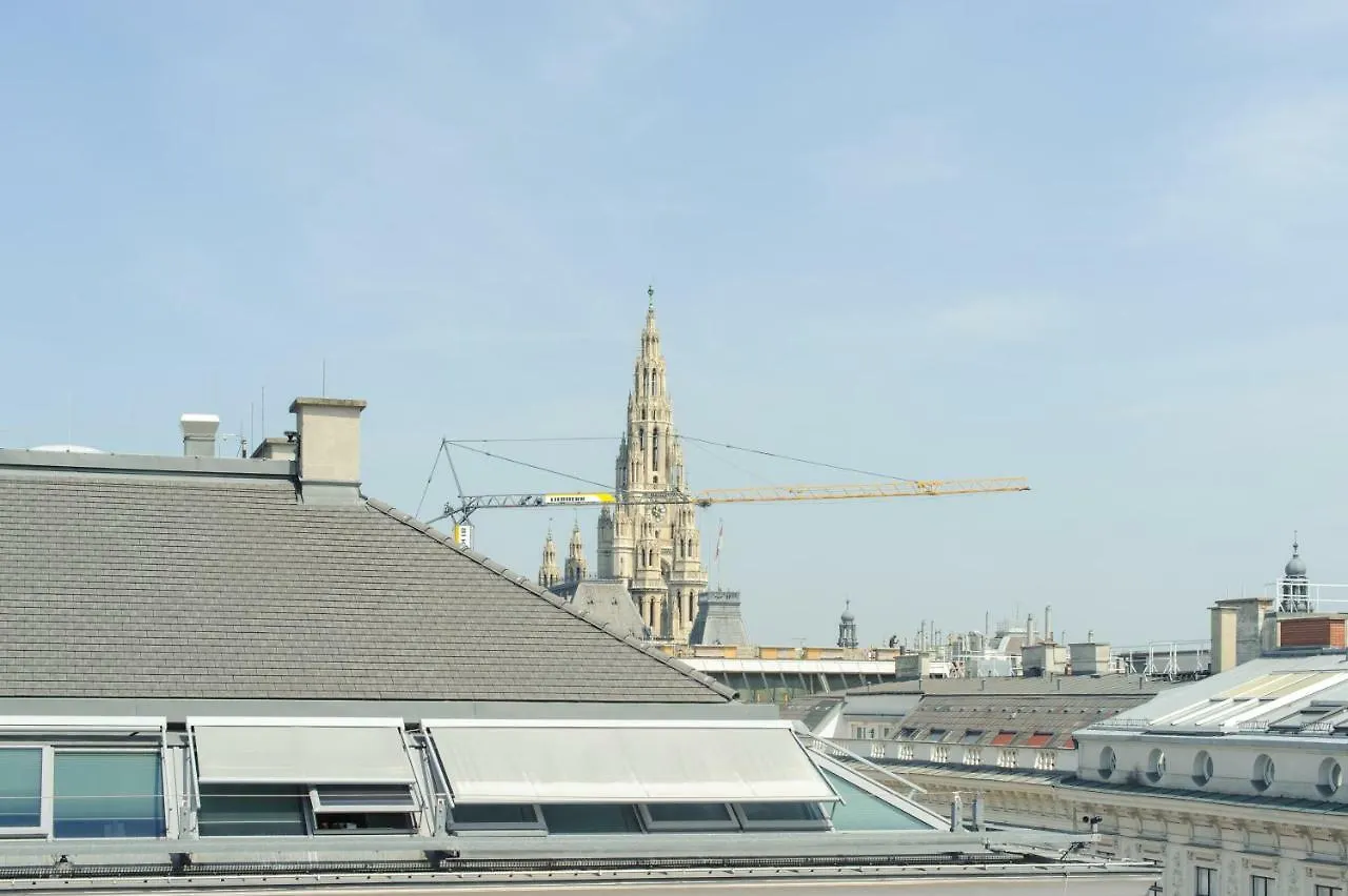 Central Living Apartments - Rathaus Vienna 0*,  Austria