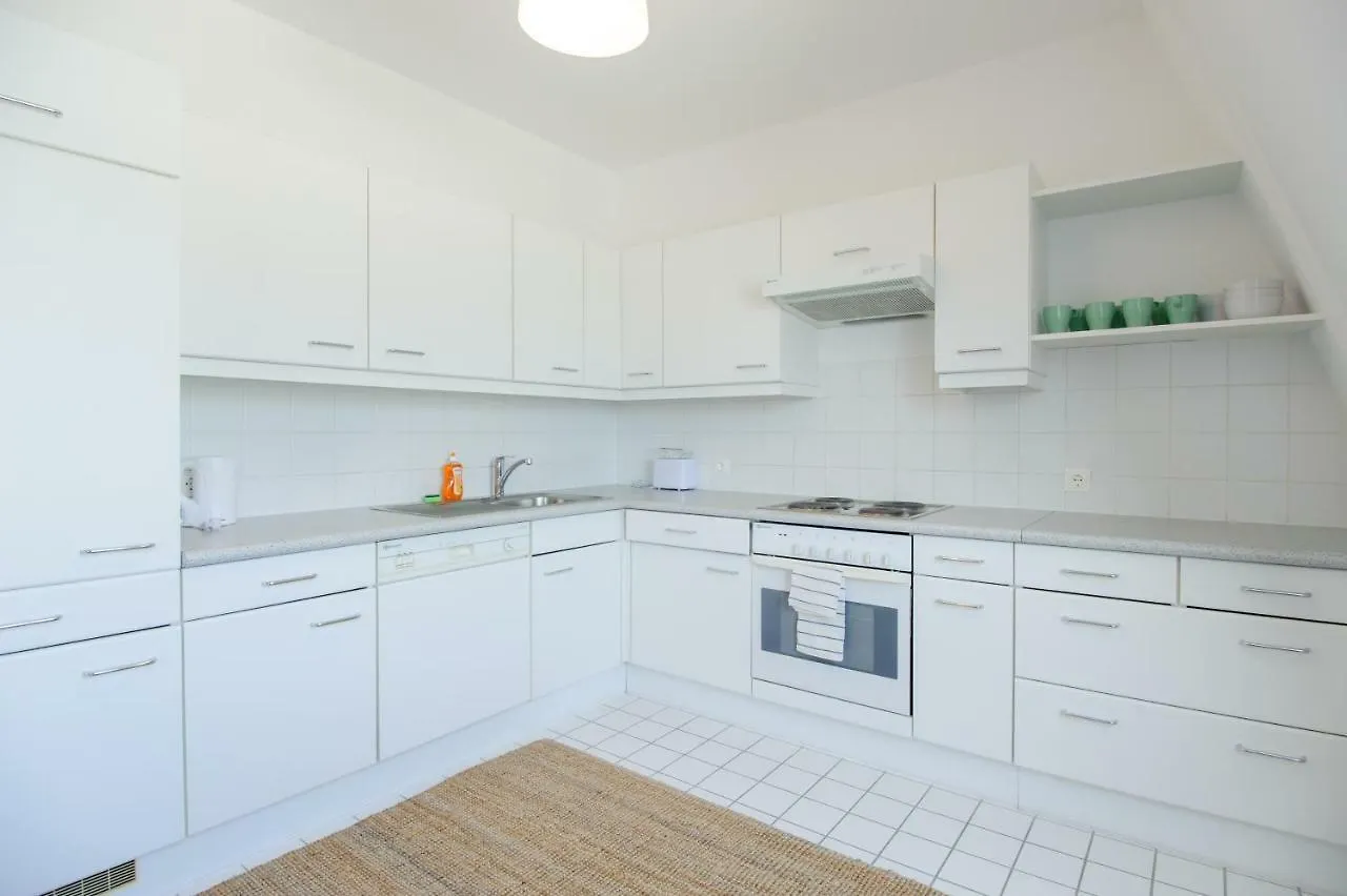 Central Living Apartments - Rathaus Vienna 0*,  Austria